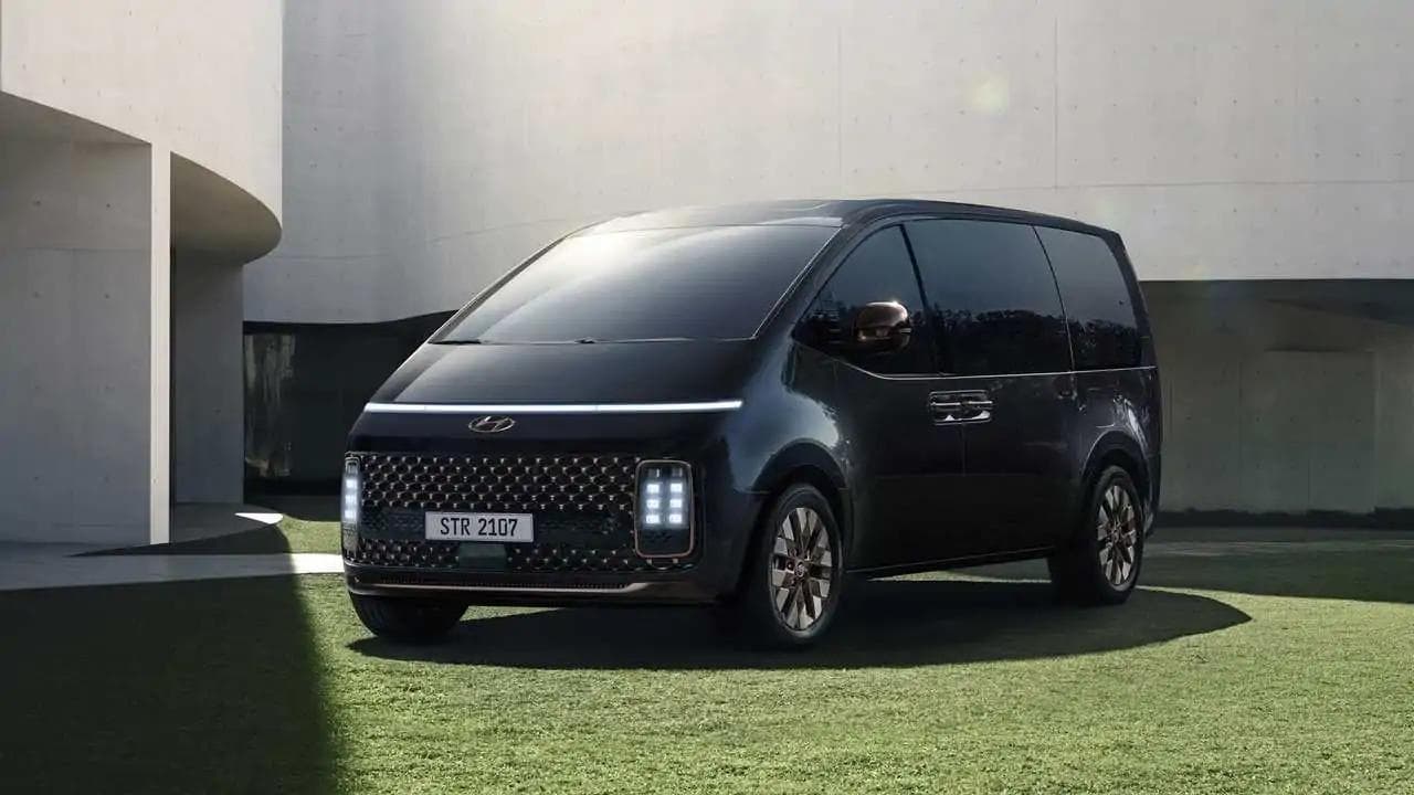 Premium Hyundai Staria vehicle used by Tiny Travellers for family airport transfers and private transport across Sydney.